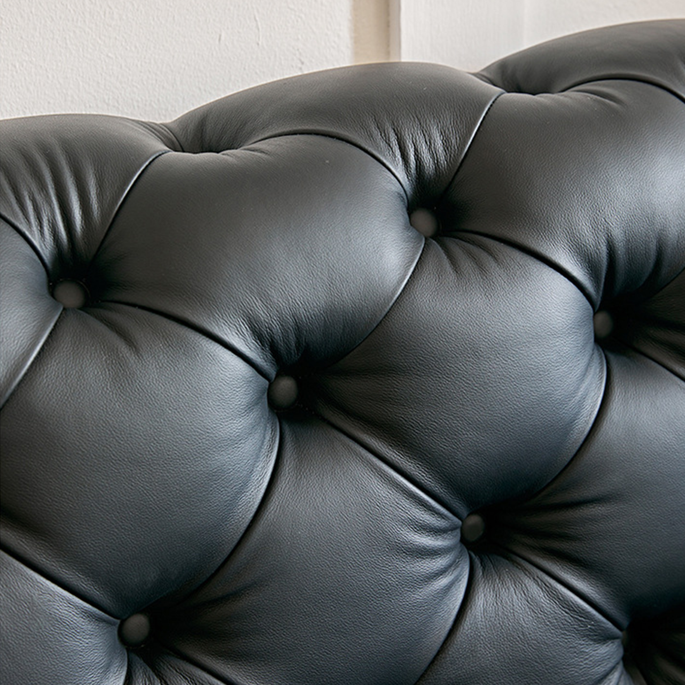 Durango Chesterfield Top Grain Leather Tufted Sofa